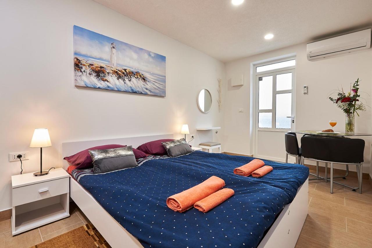 Studio Apartment Bascan โตรกีร์ ภายนอก รูปภาพ