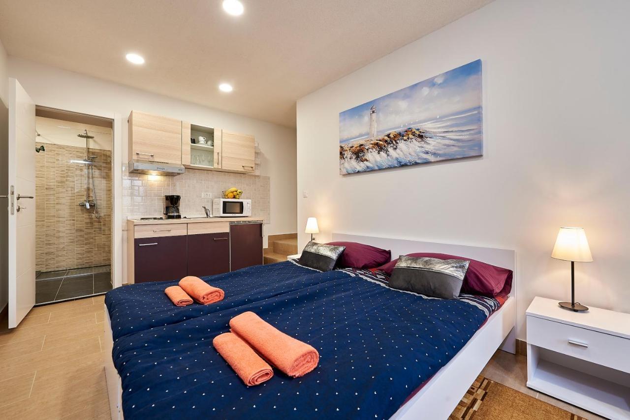 Studio Apartment Bascan โตรกีร์ ภายนอก รูปภาพ